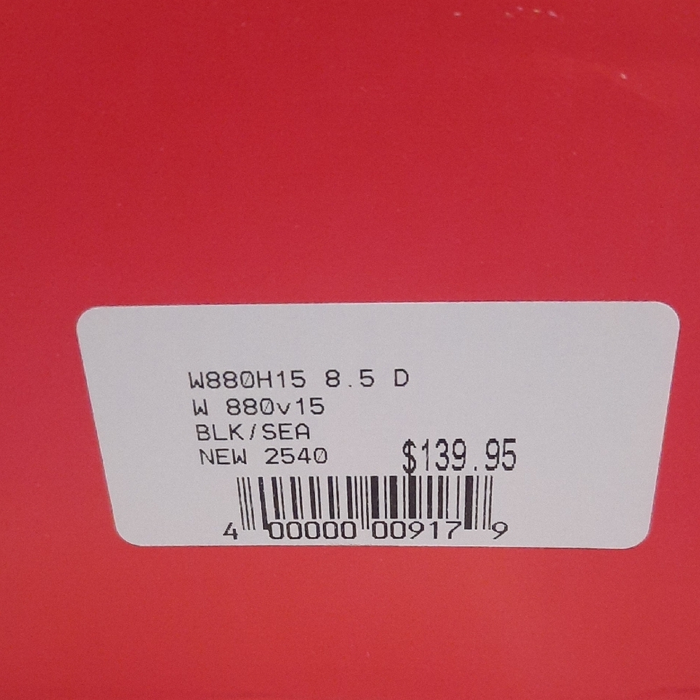 New Balance Black and White Athletic Shoes with Retro Silhouette - Picture 7 of 8